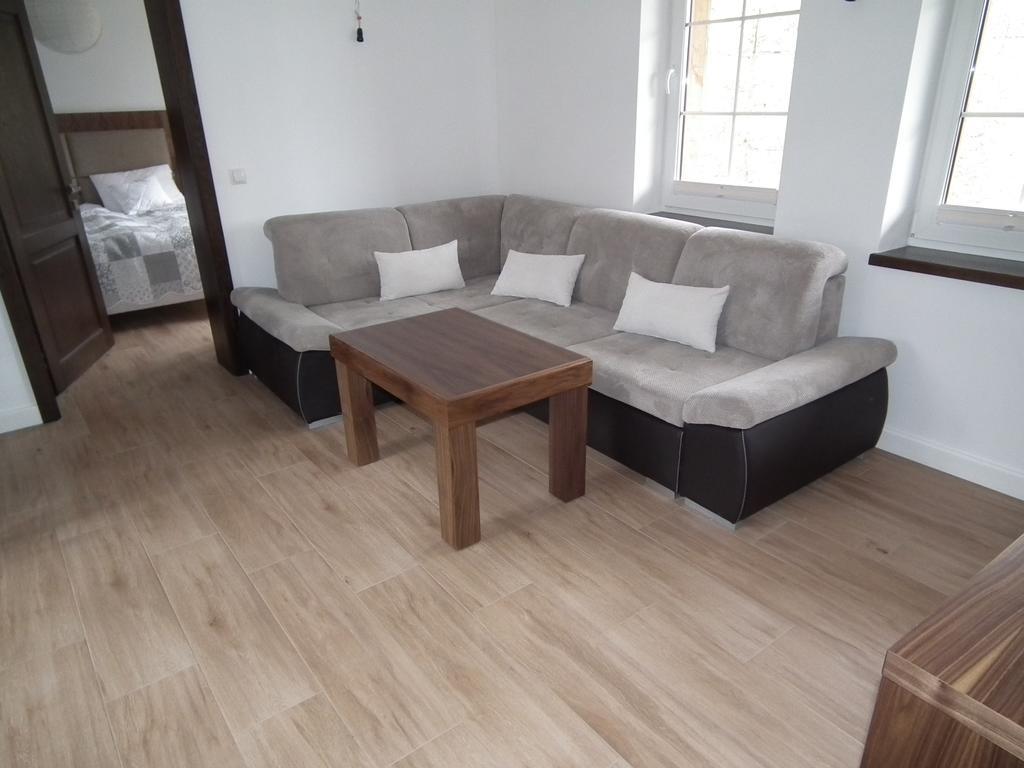 Apartamento Pod Modrzewiami Krynica-Zdrój Exterior foto