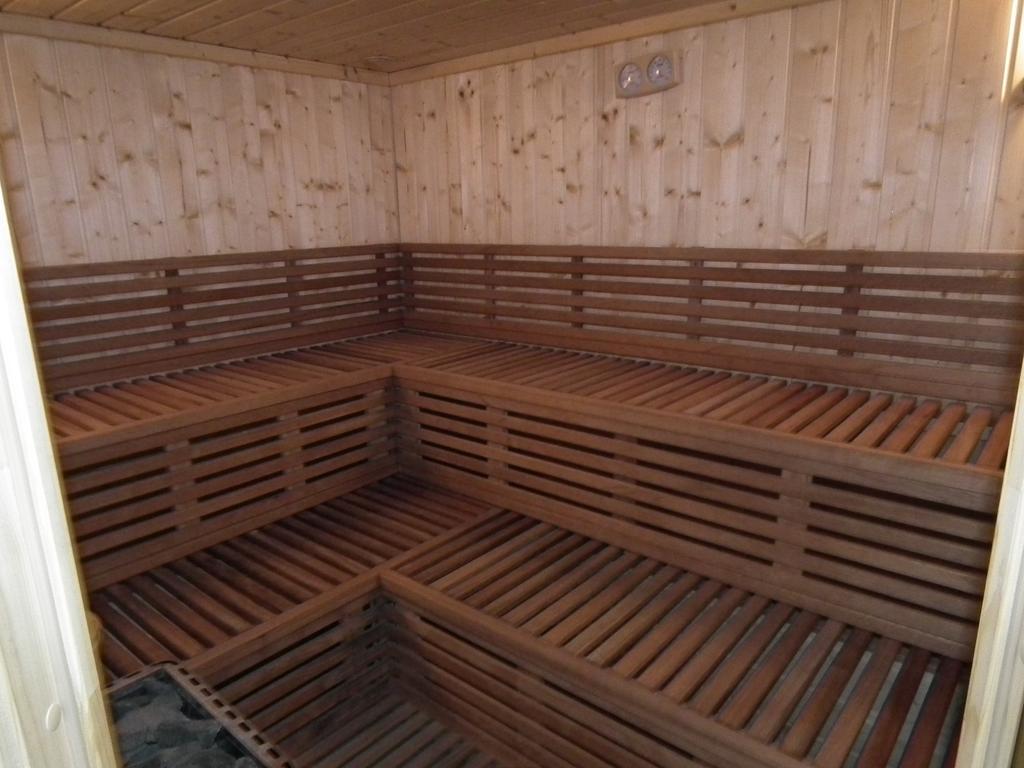 Apartamento Pod Modrzewiami Krynica-Zdrój Exterior foto
