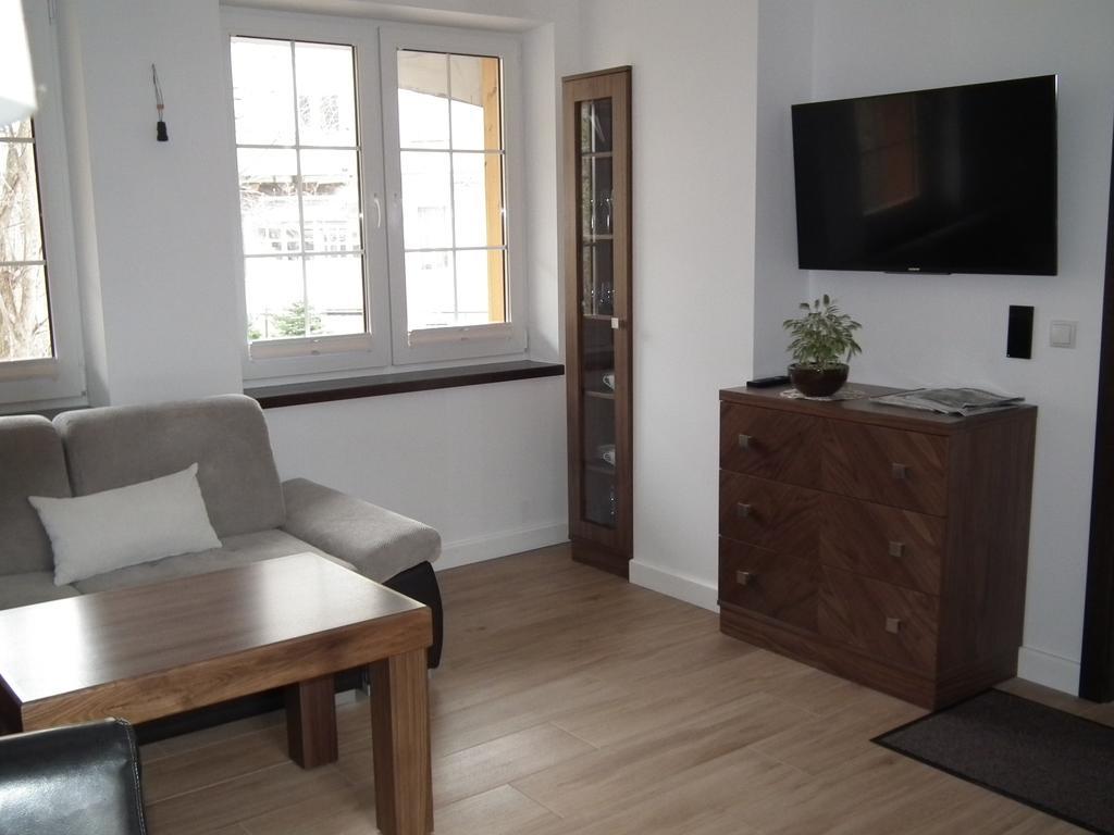 Apartamento Pod Modrzewiami Krynica-Zdrój Exterior foto